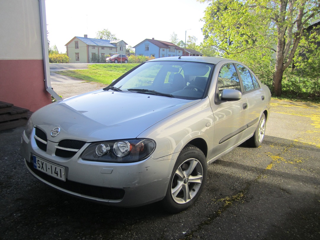 Almera 1.5 Comf sed A/C